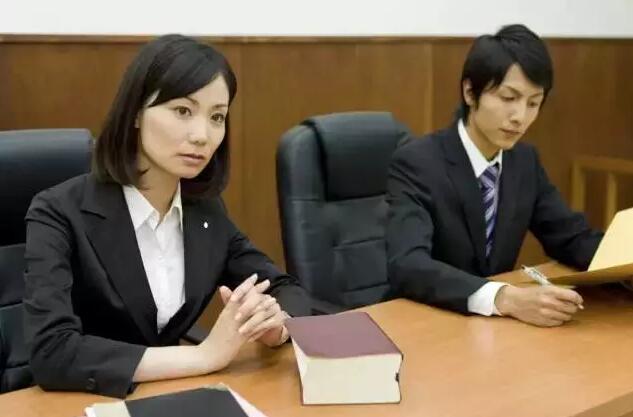 在日本工作 各行业的平均工资有多少
