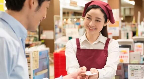 在日本，中国留学生正在成为优先雇佣群体
